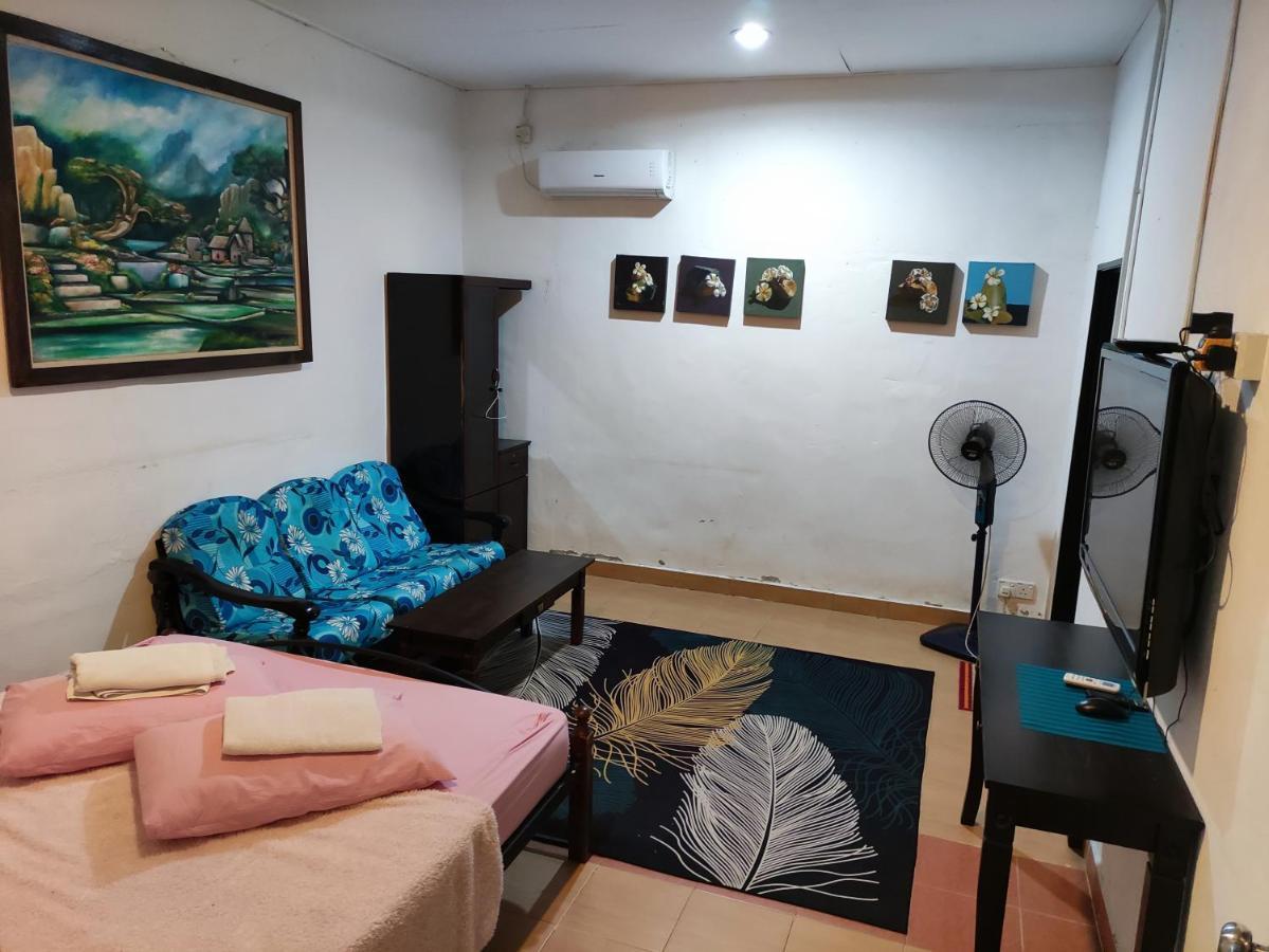 Kencana Guest House Pantai Cenang  Phòng bức ảnh